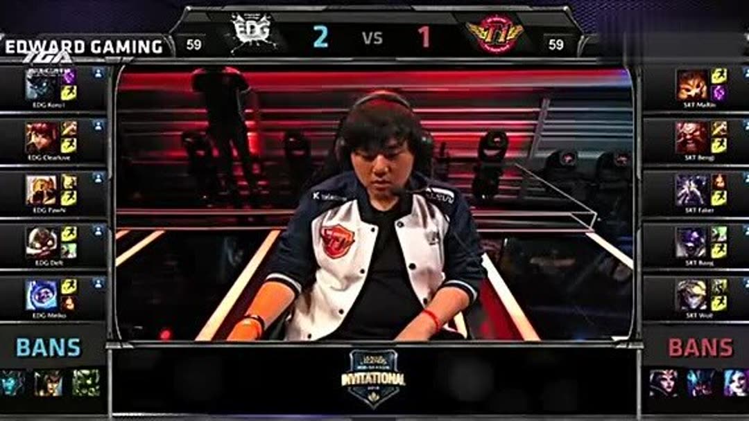 JDG分享knight近照：只想靠两手，向理想挥手