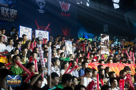 【战报】2021KPL春季赛常规赛第二轮W1D5，成都AG超玩会 3-2 TES